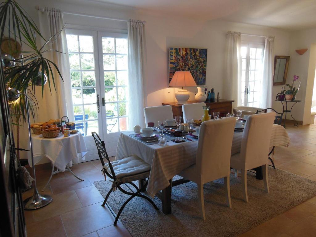 Chambres D'Hotes Saint Veredeme Pujaut ภายนอก รูปภาพ