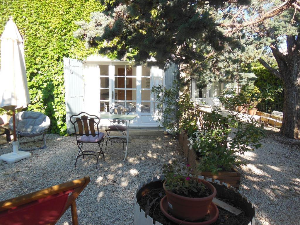 Chambres D'Hotes Saint Veredeme Pujaut ภายนอก รูปภาพ