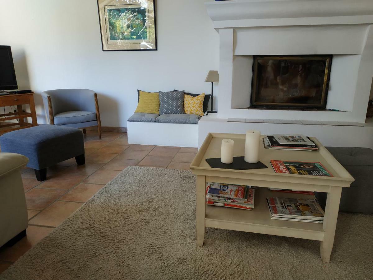 Chambres D'Hotes Saint Veredeme Pujaut ภายนอก รูปภาพ